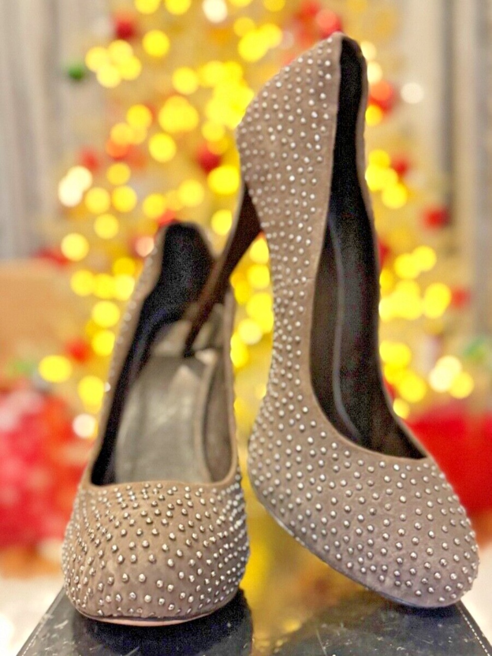 NEW DOLCE VITA Women's Trinity High Heel Pumps - Gray Suede with Silver Studs 9M